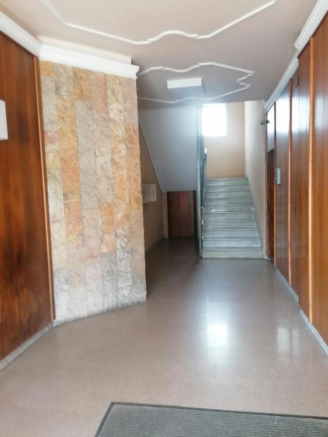 Love House - Apartment On The Beach 페스카라 외부 사진