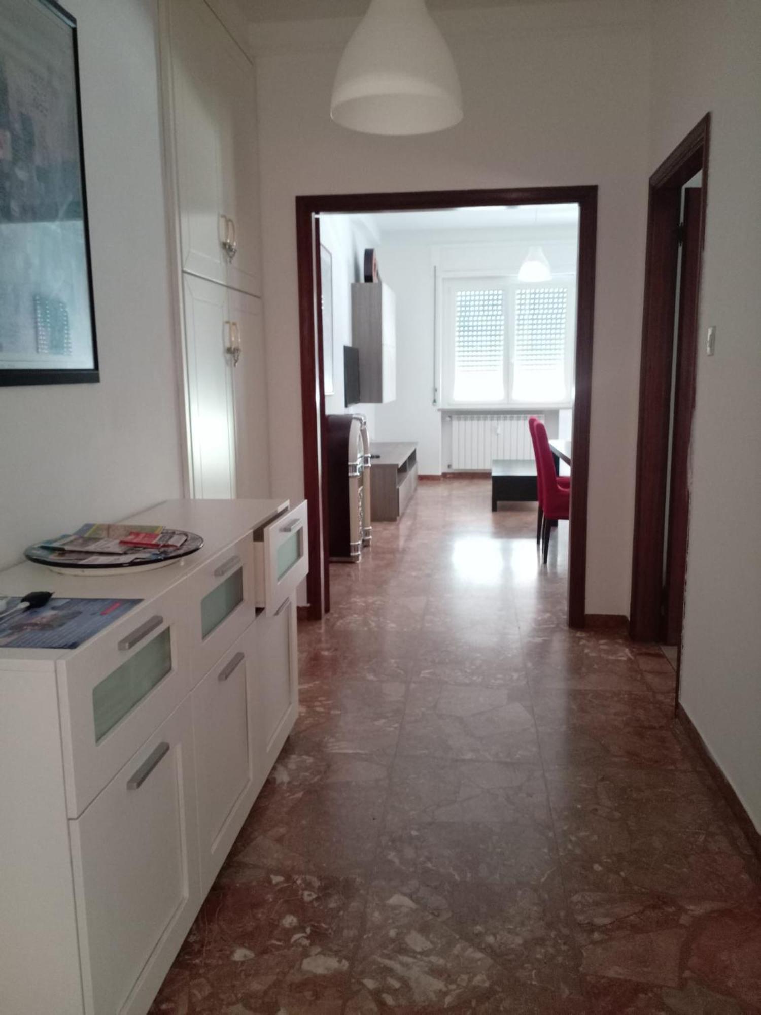 Love House - Apartment On The Beach 페스카라 외부 사진
