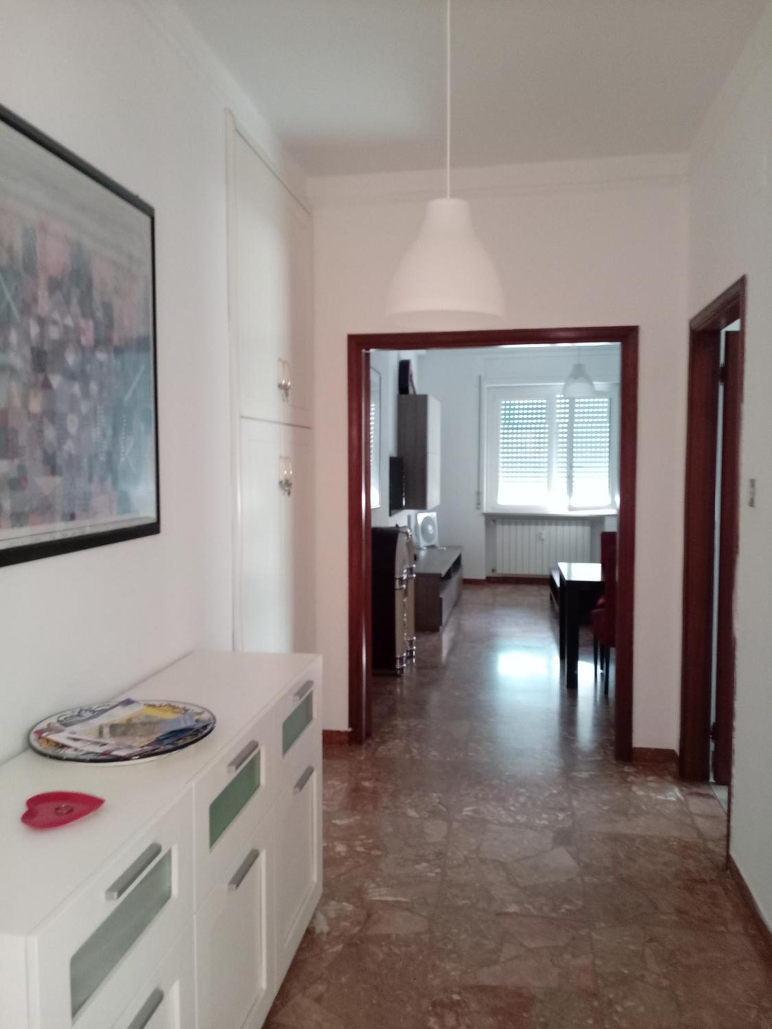 Love House - Apartment On The Beach 페스카라 외부 사진